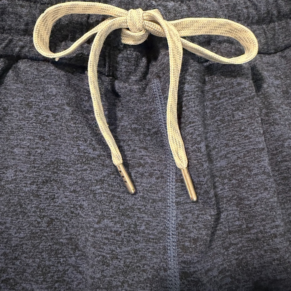 Vuori Women's Navy Track Pants - Picture 4 of 7
